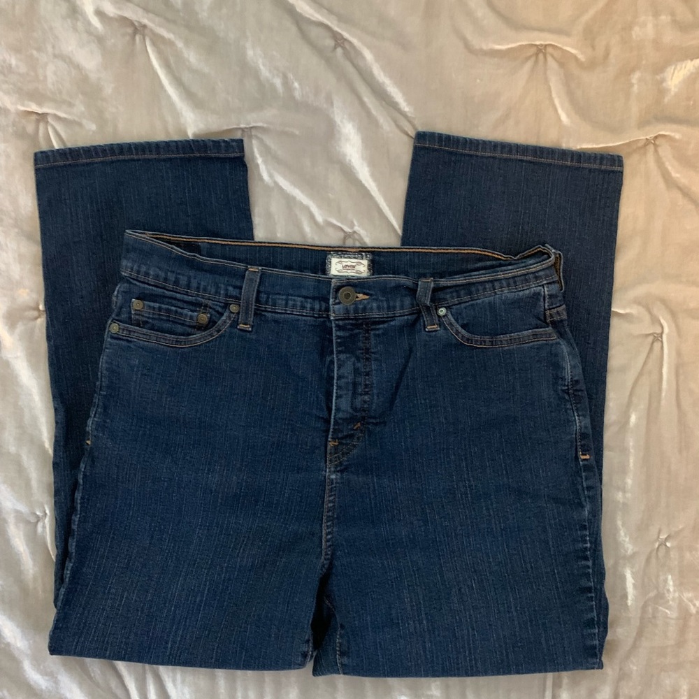 D O N A T E D 
Levi’s size 16 medium perfectly slimming straight 512 EUC - Picture 3 of 5